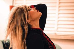 Stripteaseuse Pau